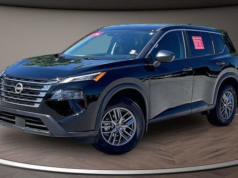 Certified 2026 Nissan Rogue S AWD/4WD image 1