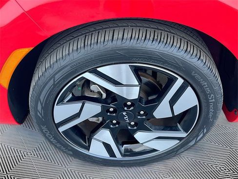 Used 2023 Kia Soul GT-Line image 30