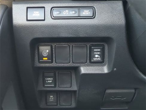 Used 2023 Nissan Frontier SV w/ SV Convenience Package image 25