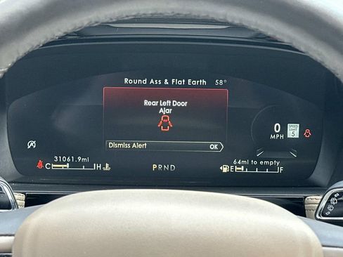 Used 2022 Lincoln Corsair Reserve w/ Equipment Group 201A image 27