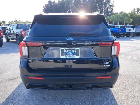 Certified 2025 Ford Explorer ST-Line image 6