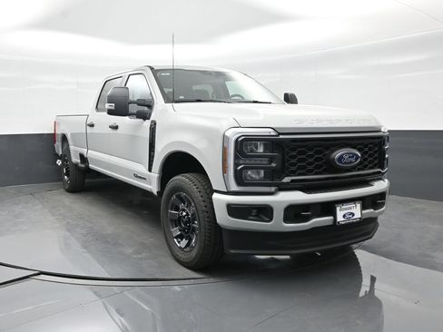 New 2026 Ford F350 XL w/ STX Appearance Package image 15