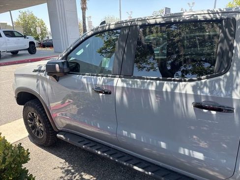 Used 2024 Chevrolet Silverado 1500 ZR2 w/ Technology Package AWD/4WD image 7