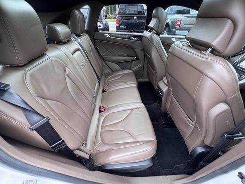 Used 2017 Lincoln MKC Reserve image 34
