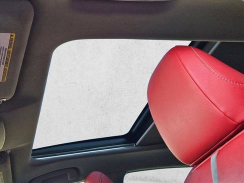 Used 2019 Toyota Camry XSE image 16