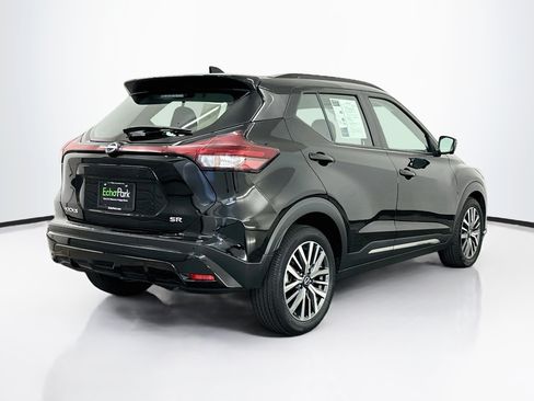 Used 2024 Nissan Kicks SR FWD image 9