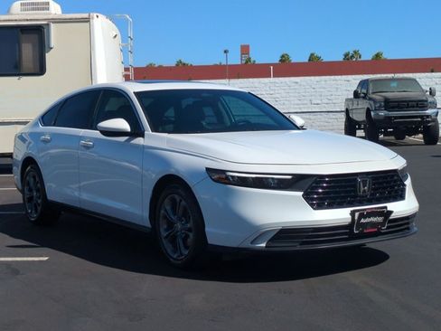 Used 2023 Honda Accord EX image 3