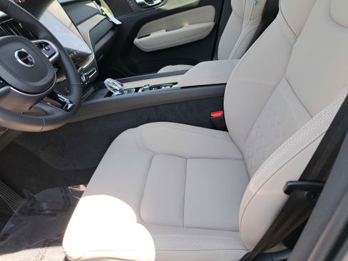 New 2026 Volvo XC60 B5 Plus w/ Protection Package Premier image 6