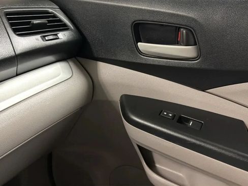Used 2013 Honda CR-V LX image 17