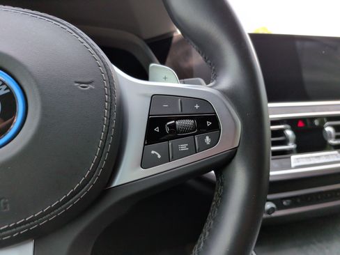 Used 2022 BMW X5 xDrive45e w/ M Sport Package AWD/4WD image 25