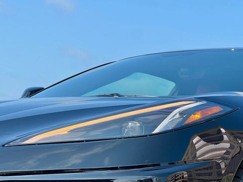 Used 2022 Chevrolet Corvette Stingray Preferred Cpe w/ Z51 Performance Package RWD image 8