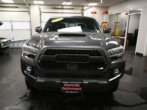 Certified 2023 Toyota Tacoma TRD Sport image 2