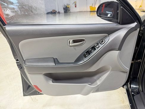 Used 2008 Hyundai Elantra GLS image 24