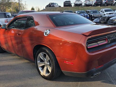 Used 2021 Dodge Challenger SXT image 9