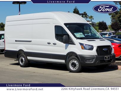New 2025 Ford Transit 250 148 High Roof Extended w/ Load Area Protection Package