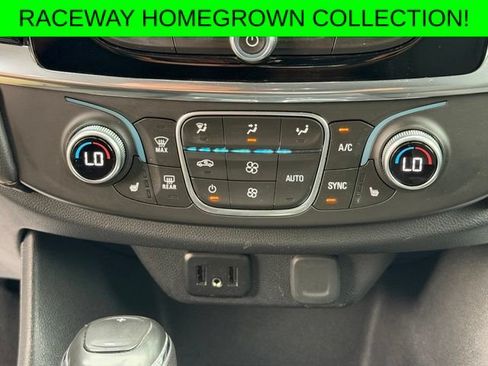 Used 2018 Chevrolet Traverse LT AWD/4WD image 30
