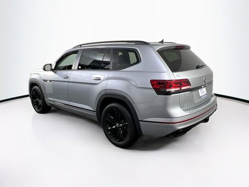 Used 2023 Volkswagen Atlas SEL R-Line image 7