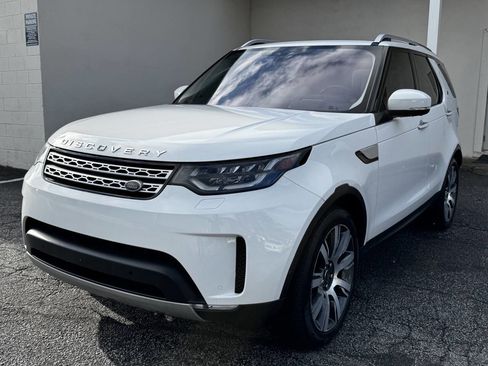 Used 2017 Land Rover Discovery HSE Luxury image 6