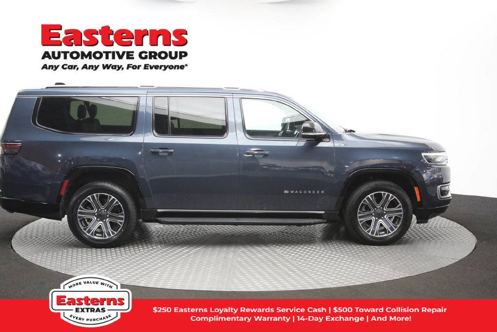 Used 2024 Jeep Wagoneer L Series II w/ Flexible Seating Group RWD image 52