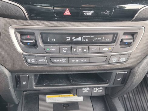 Used 2022 Honda Passport TrailSport image 14