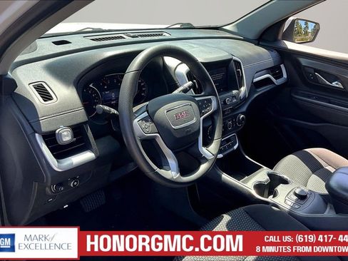 Used 2022 GMC Terrain SLE w/ Driver Convenience Package FWD image 16