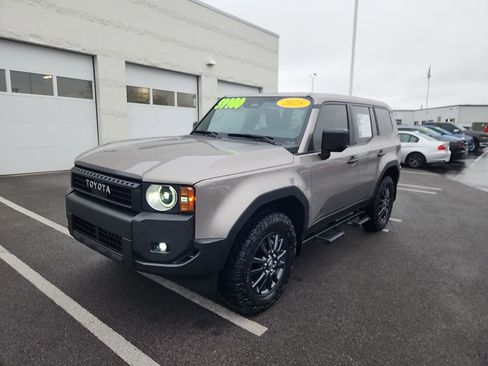 Used 2025 Toyota Land Cruiser 1958 image 2