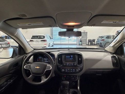 Used 2017 Chevrolet Colorado W/T w/ WT Convenience Package RWD image 28