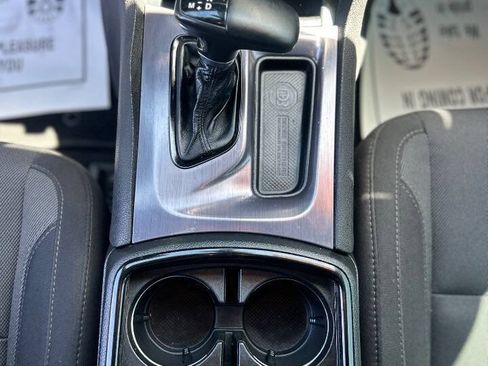 Used 2017 Dodge Charger R/T w/ Blacktop Package RWD image 14