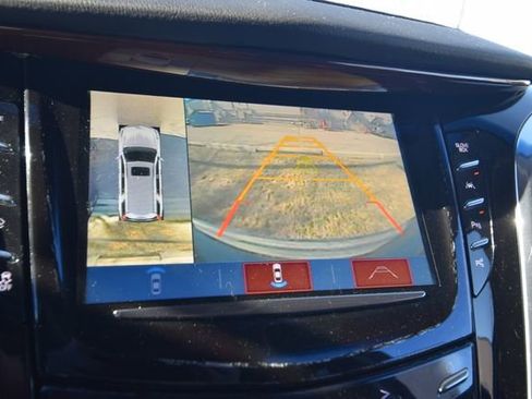 Used 2017 Cadillac Escalade ESV Premium Luxury image 7