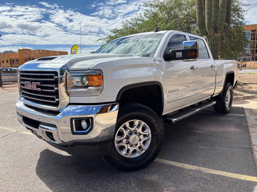 Used 2019 GMC Sierra 2500 SLT w/ Duramax Plus Package AWD/4WD image 1