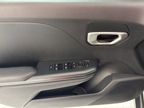 New 2026 Kia K4 FWD image 17