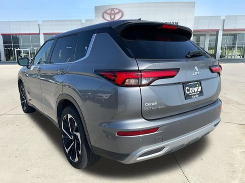 Used 2024 Mitsubishi Outlander SE AWD/4WD image 4