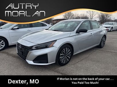 Used 2024 Nissan Altima 2.5 SV