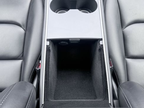 Used 2023 Tesla Model 3 Standard Range image 58