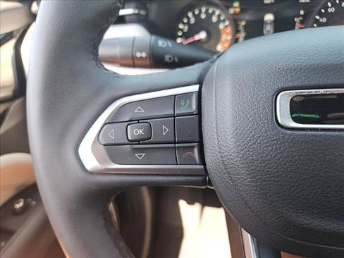 Used 2025 Jeep Compass Limited AWD/4WD image 22