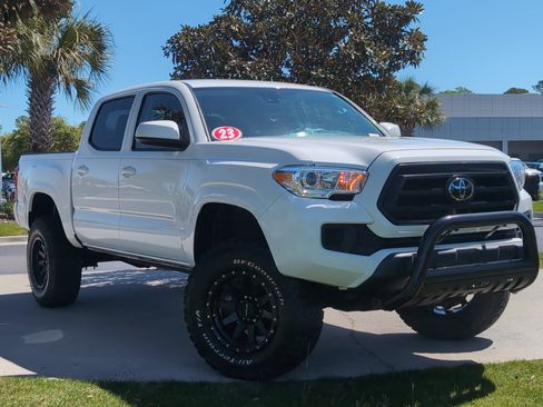Certified 2023 Toyota Tacoma SR image 2
