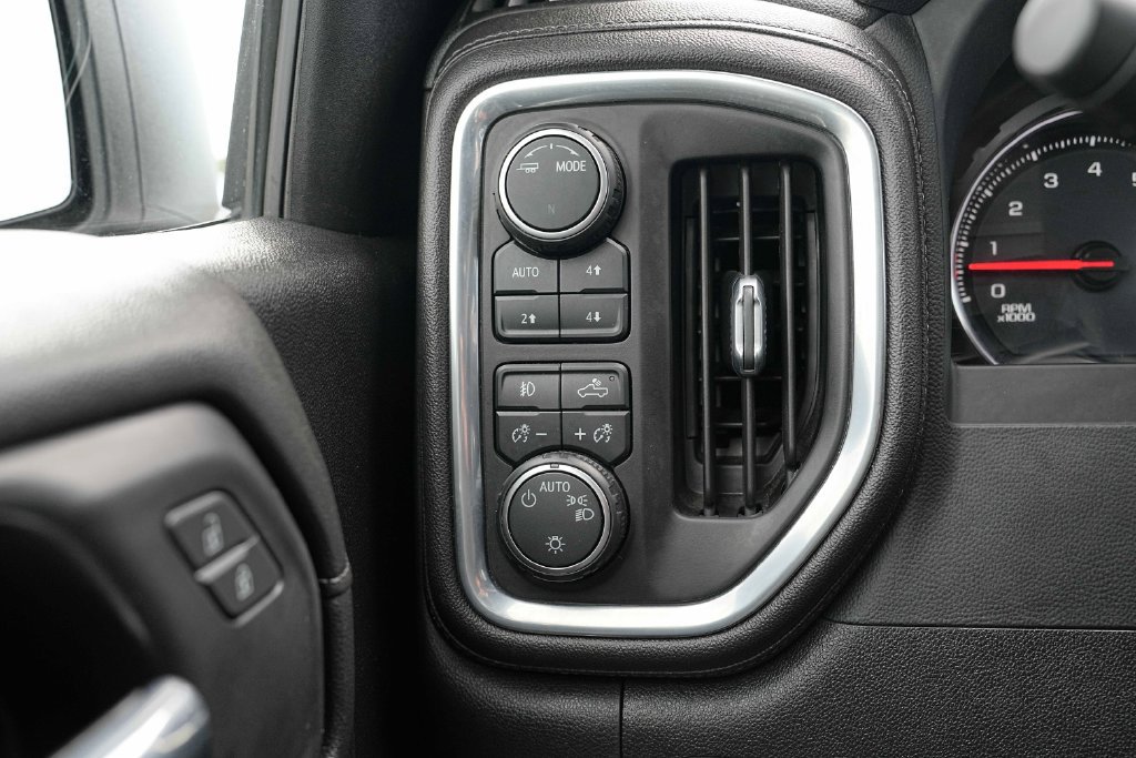 Used 2021 Chevrolet Silverado 1500 LT Trail Boss w/ Bed Protection Package AWD/4WD image 40
