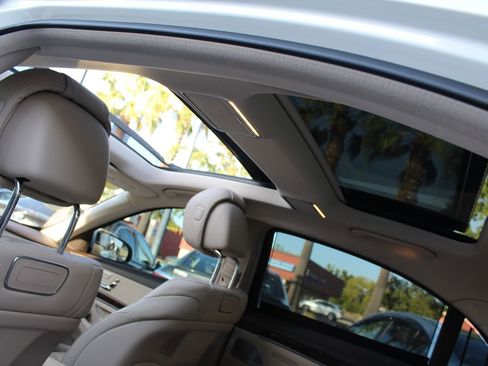 Used 2019 Mercedes-Benz S 450 Sedan image 28