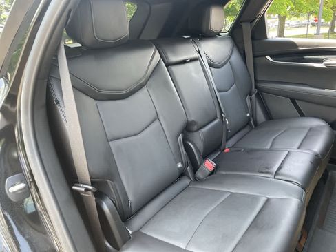 Certified 2024 Cadillac XT5 Premium Luxury w/ LPO, Floor Liner Package AWD/4WD image 15