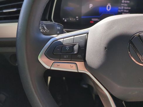 Used 2024 Volkswagen Jetta Sport image 29