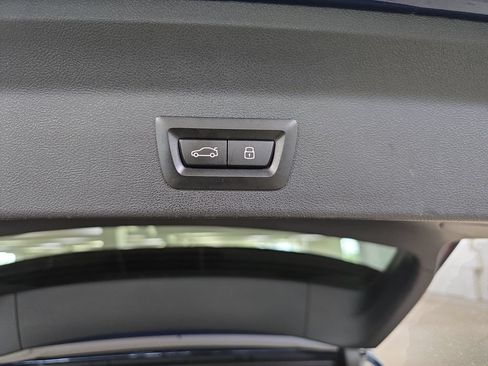 Used 2023 BMW X3 sDrive30i w/ Premium Package RWD image 31