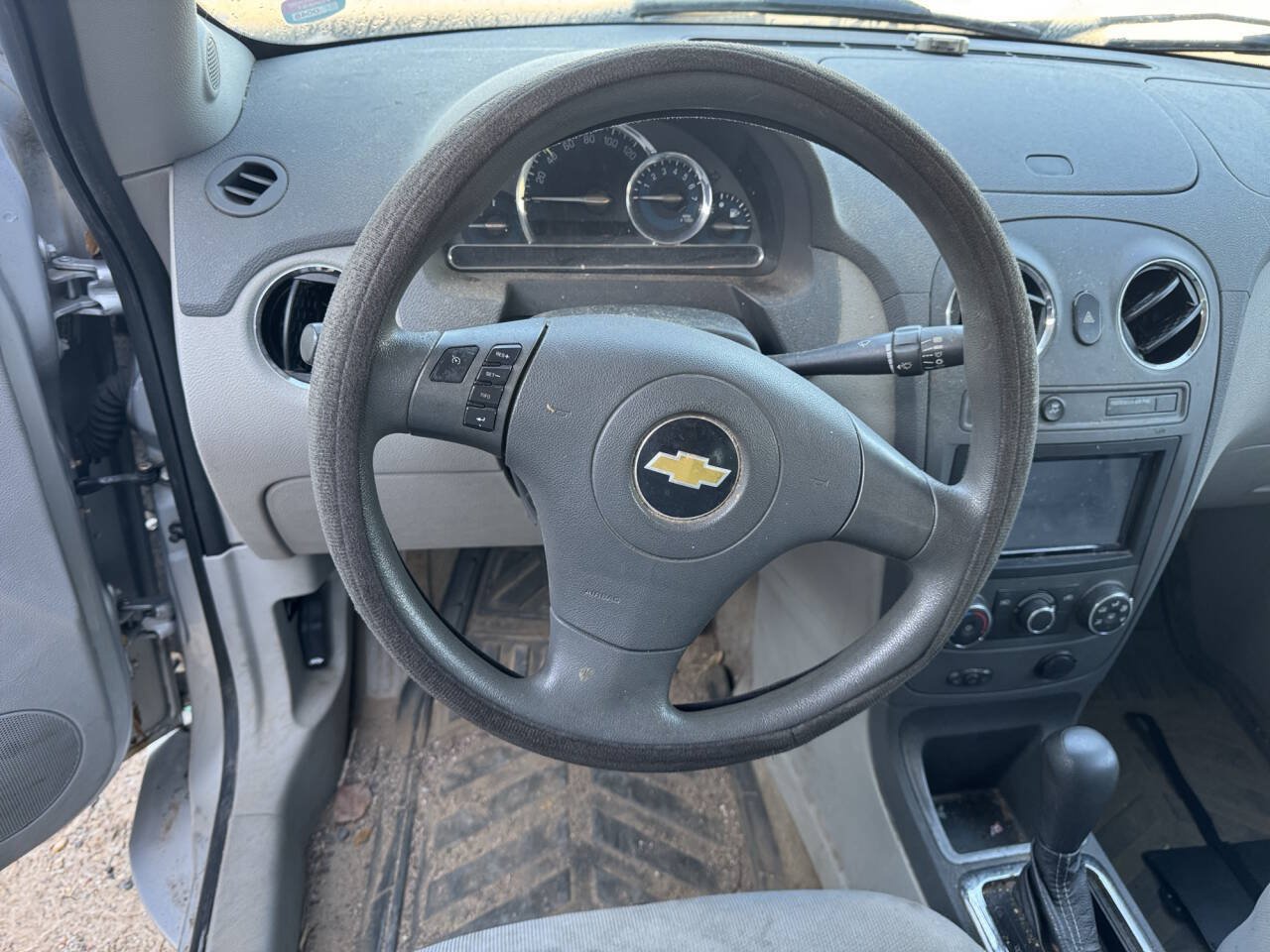 Used 2011 Chevrolet HHR LT FWD image 32