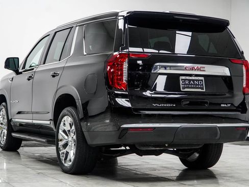 Used 2023 GMC Yukon SLT w/ SLT Premium Package RWD image 11