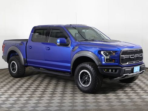 Used 2017 Ford F150 Raptor w/ Equipment Group 802A Luxury AWD/4WD image 2