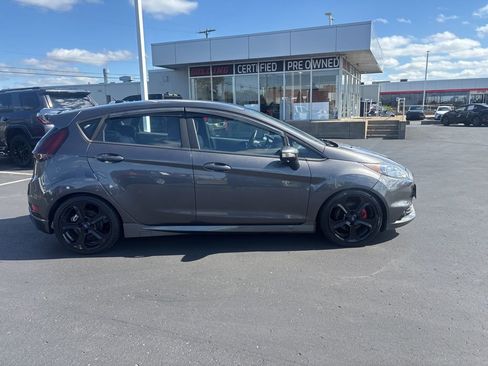 Used 2017 Ford Fiesta ST w/ ST Recaro Package FWD image 5