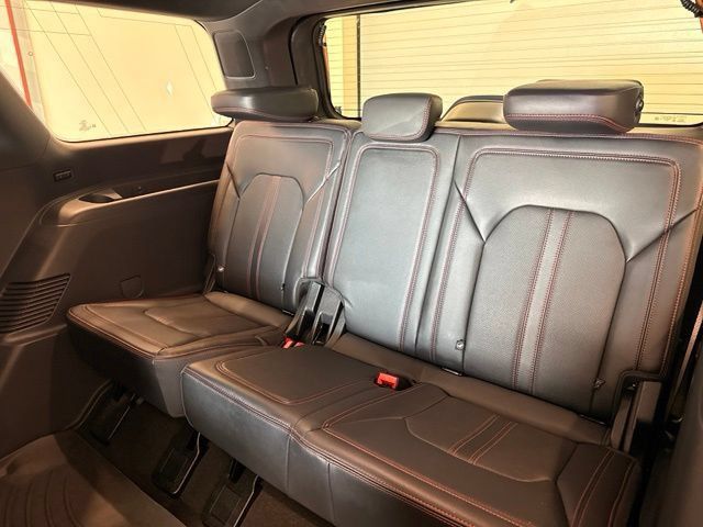 Used 2024 Ford Expedition Limited AWD/4WD image 22