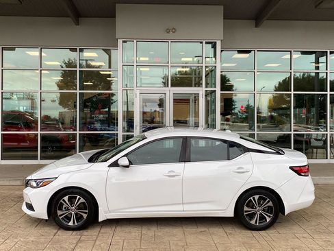 Used 2022 Nissan Sentra SV FWD image 4