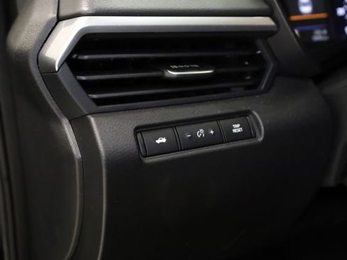 Used 2025 Nissan Altima 2.5 S image 13