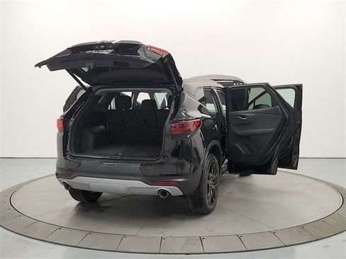 New 2026 Chevrolet Blazer LT w/ Convenience Package image 14