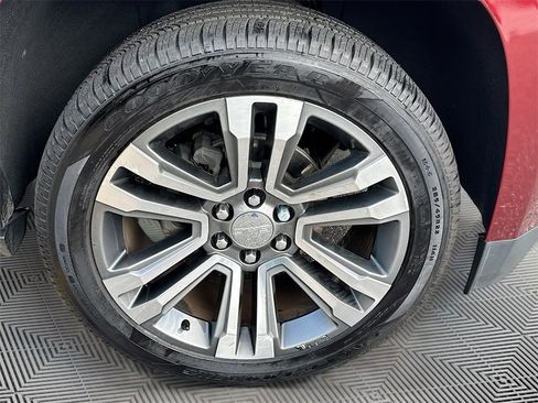 Used 2019 GMC Yukon XL Denali w/ Denali Ultimate Package image 34